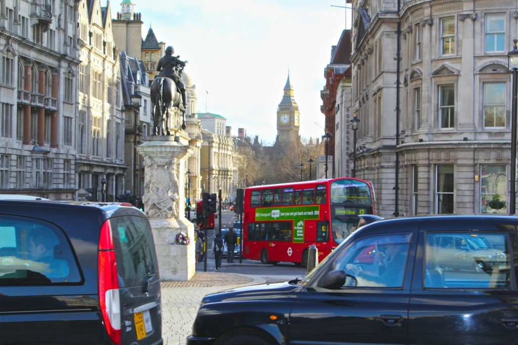 London Trafalgar Square World of Wanderlust