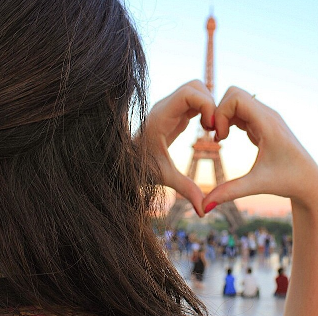 Brooke Saward en París