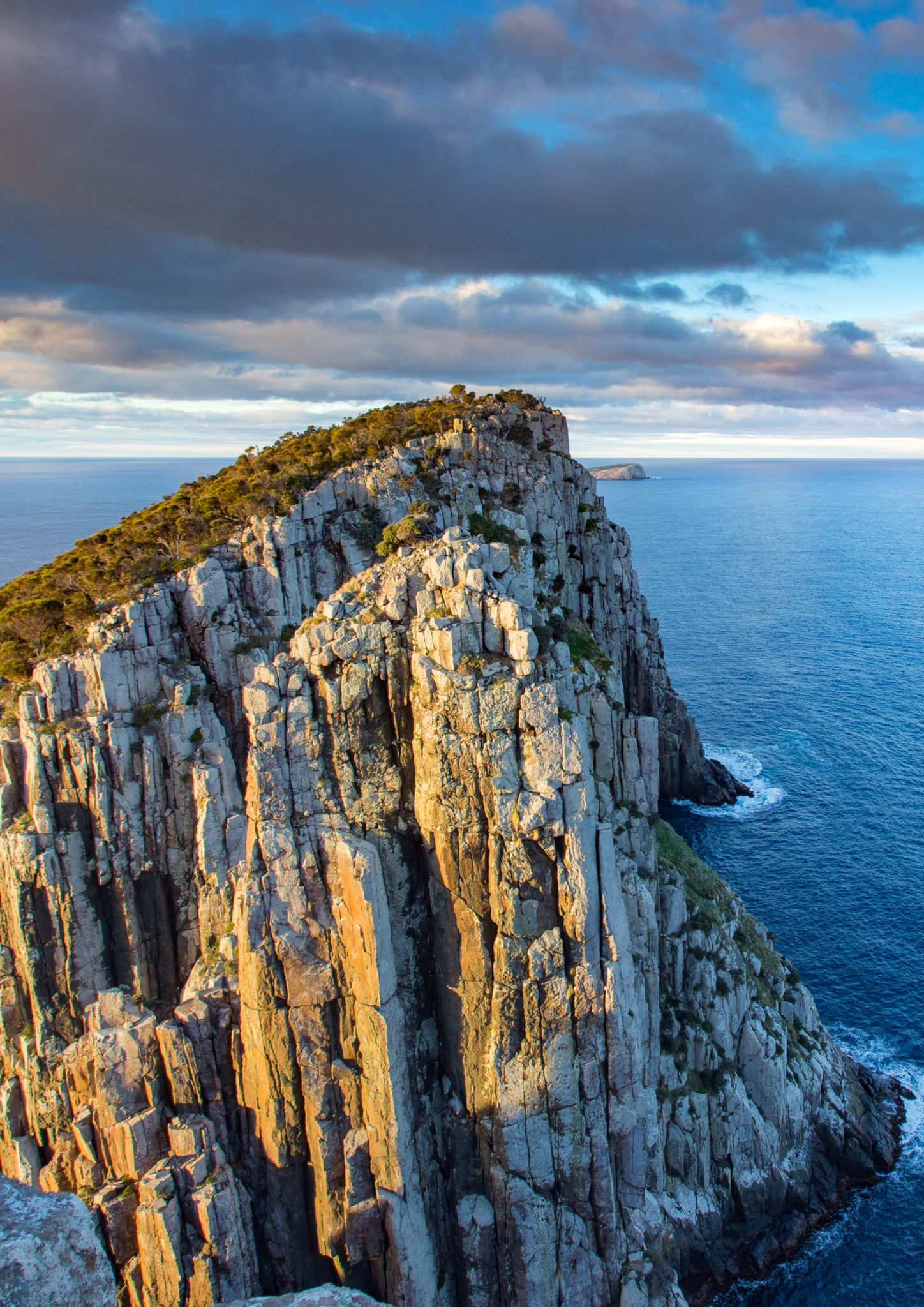 travel in tasmania