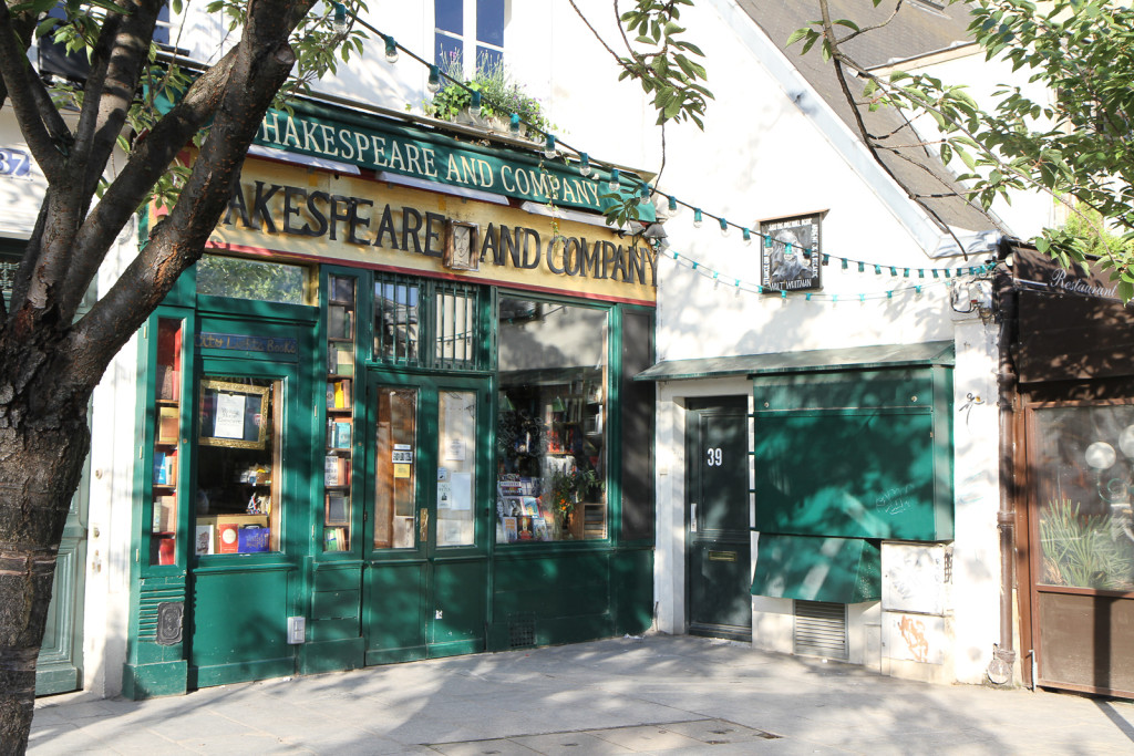 Shakespeare and Co-1