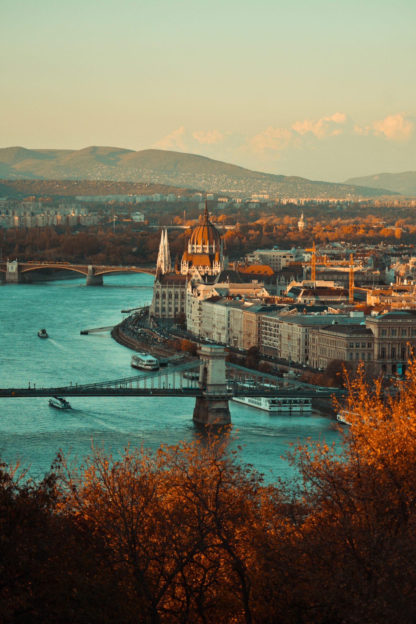 places to visit in budapest in march