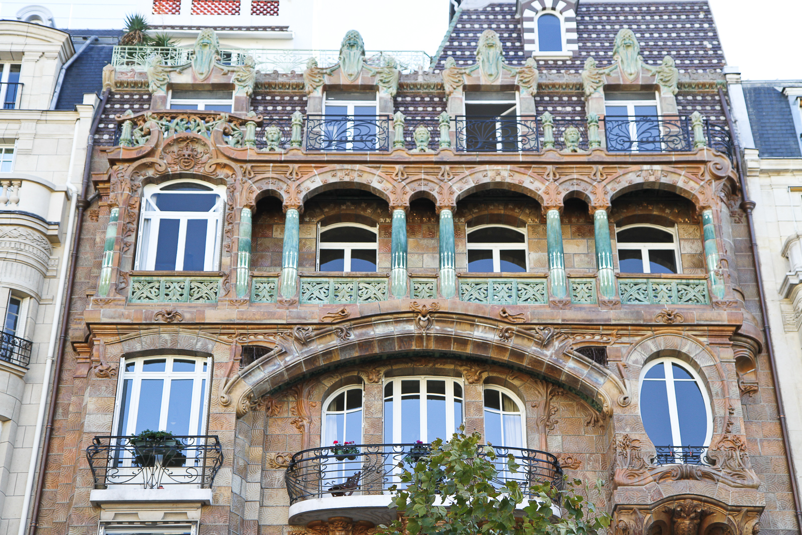 famous art nouveau architecture