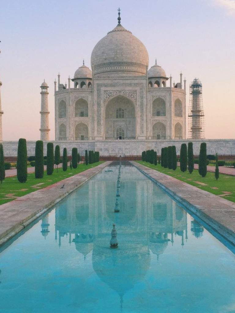Taj Mahal India | WORLD OF WANDERLUST