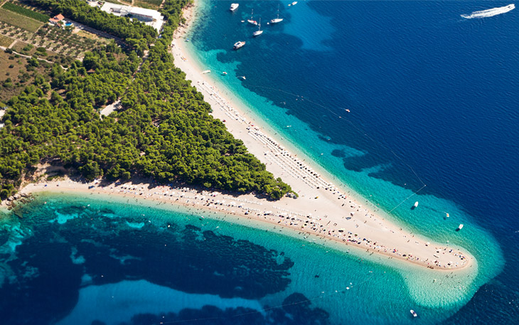 Zlatni_rat_beach_croatia