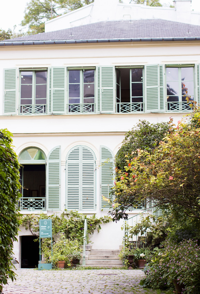 Montmartre Neighbourhood Guide12