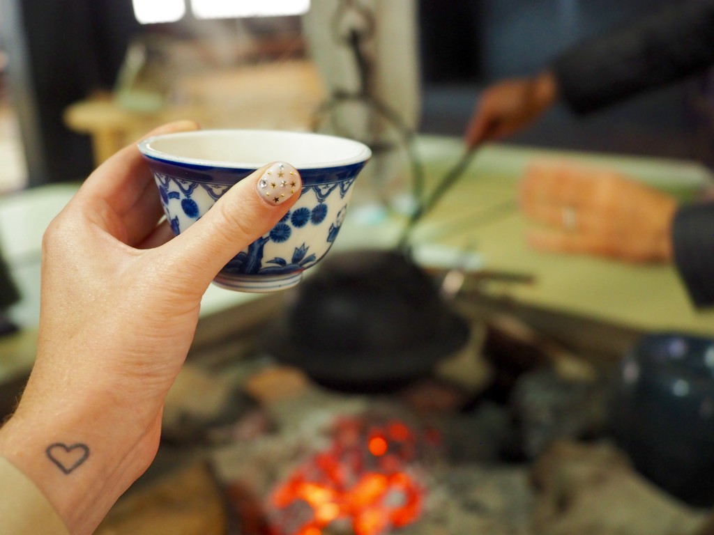 Beber té en Japón