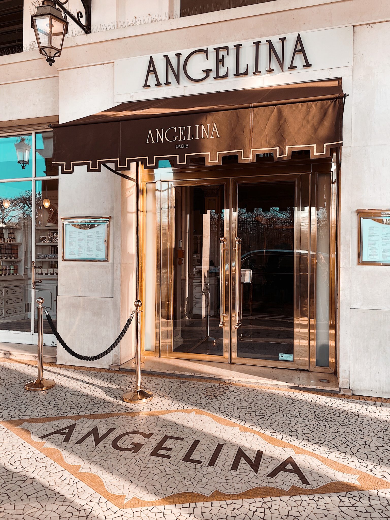 Your Guide to Luxury Shopping in Paris