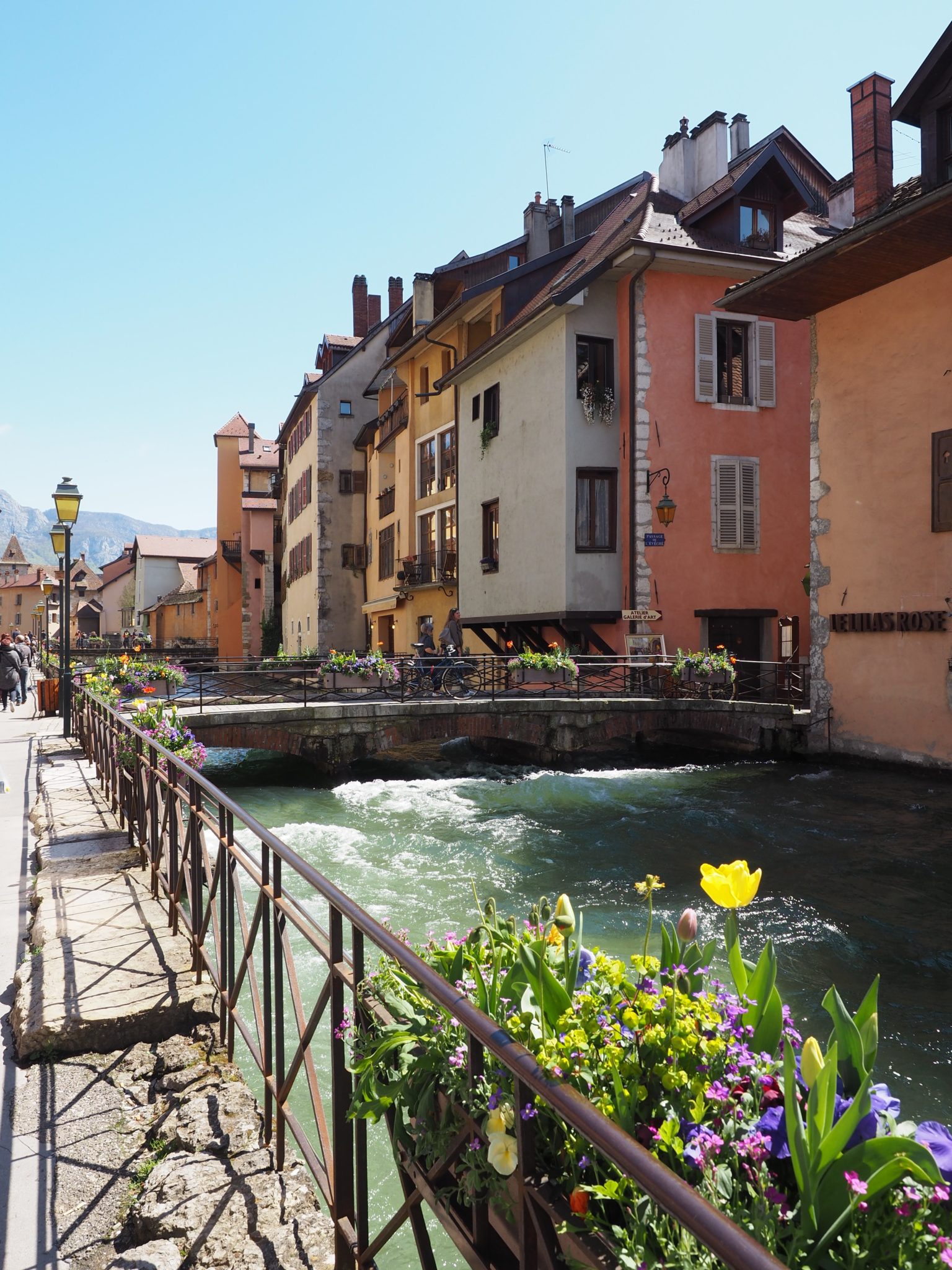 20 Incredible Places to Visit in France