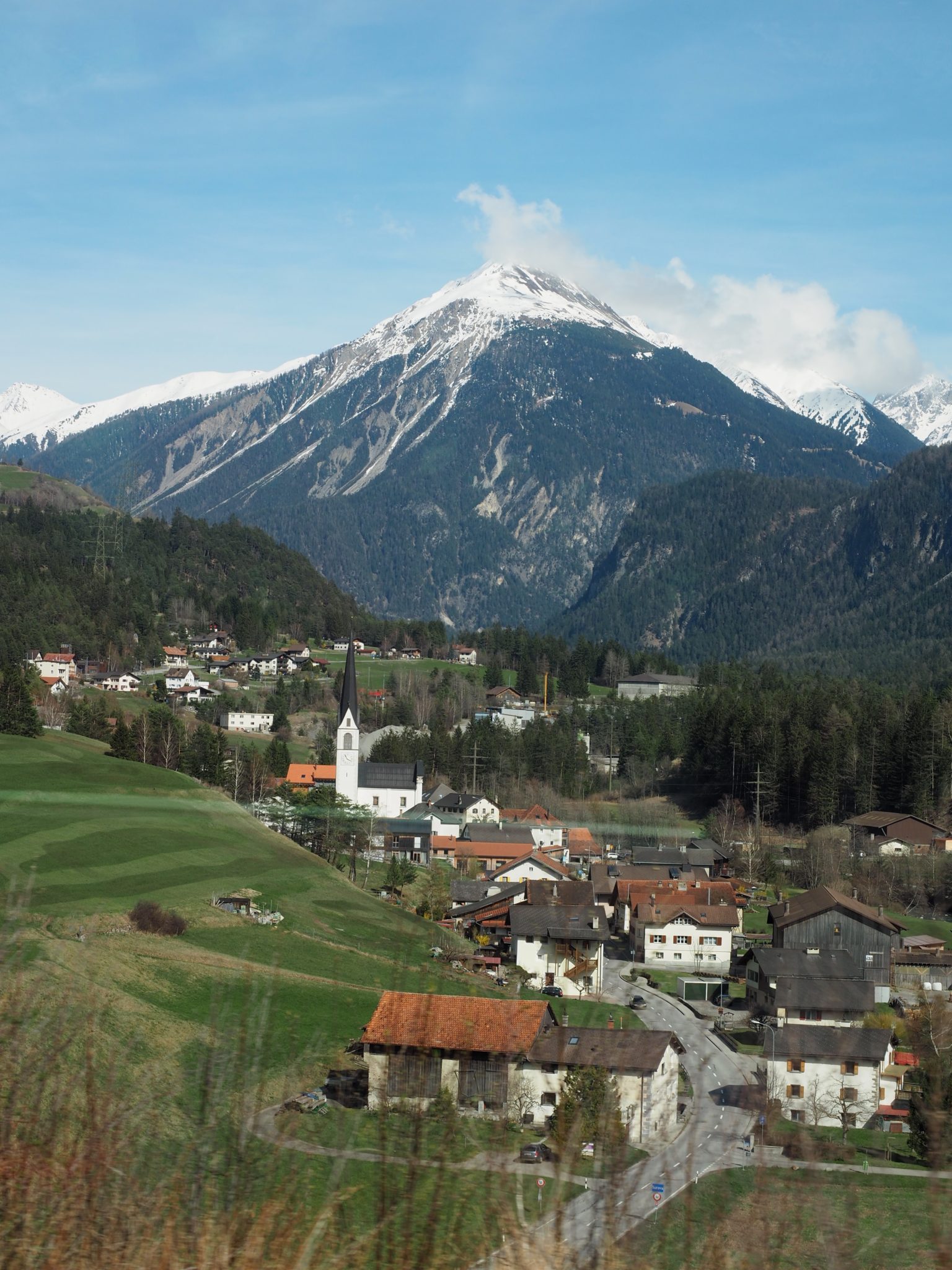 big tourist cities in switzerland