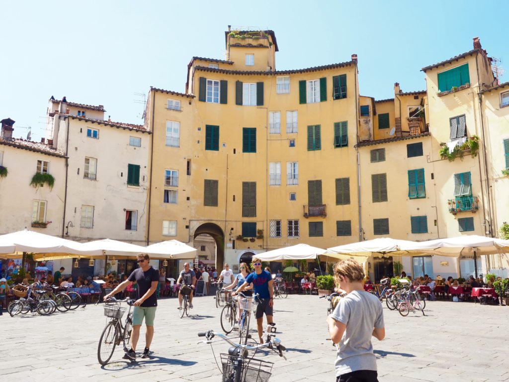 Lucca Toscana |  Mundo de pasión por los viajes