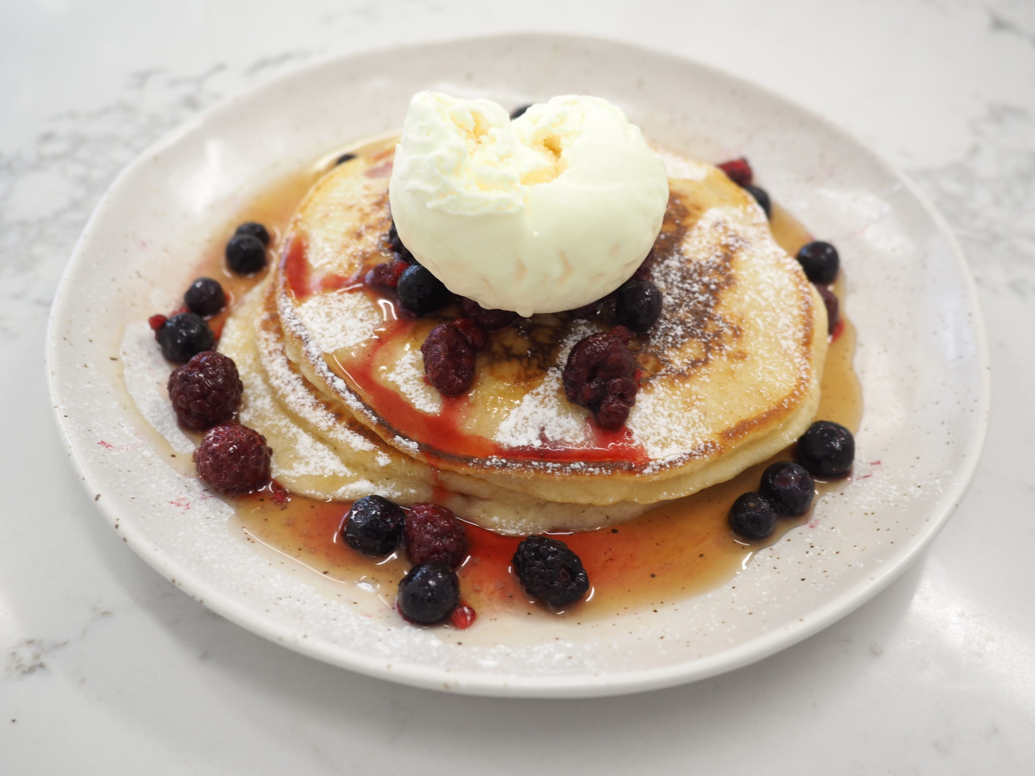 How to make Fluffy Pancakes (The Fluffiest!)