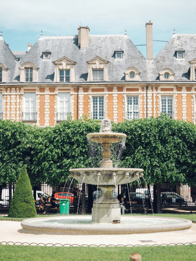 Paris photo Diary | World of Wanderlust