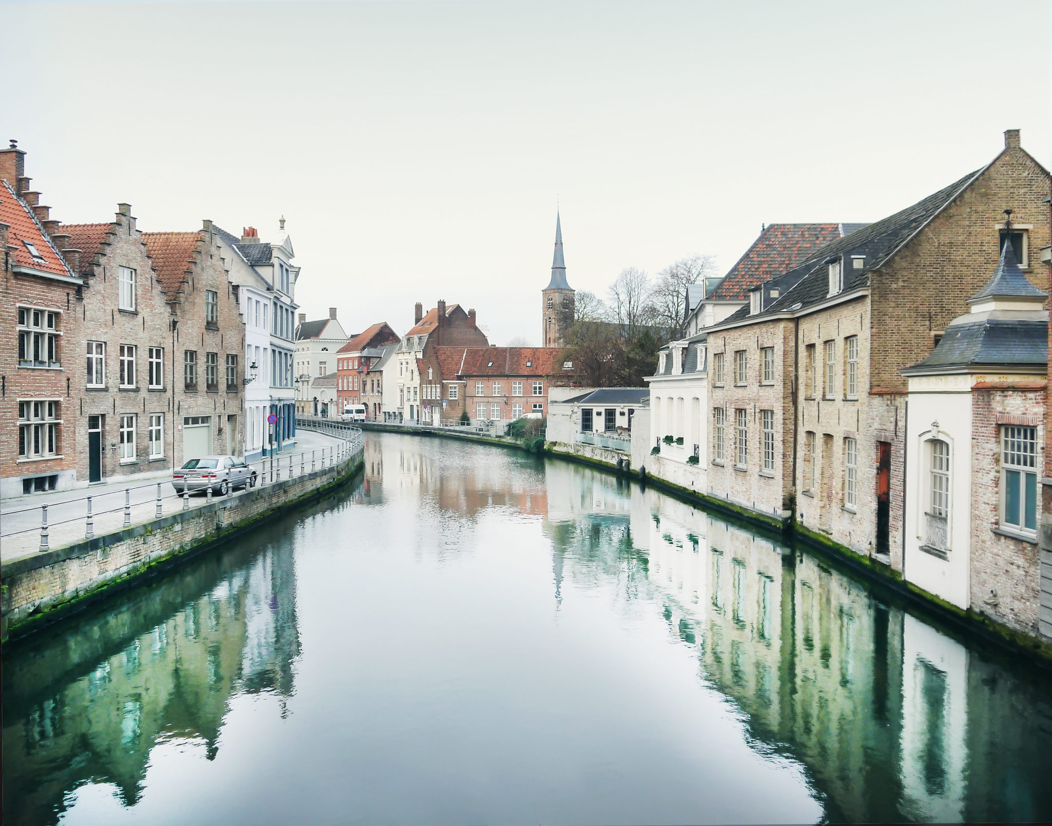 tourist guide to bruges