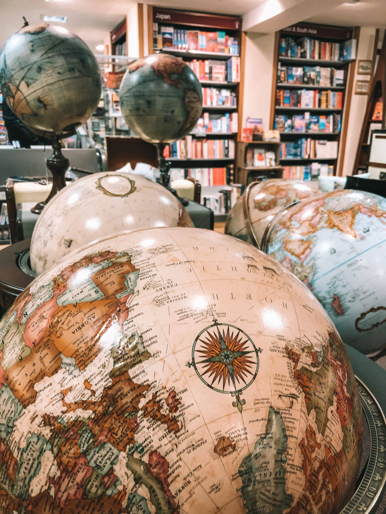 Best Bookstores in London | WORLD OF WANDERLUST