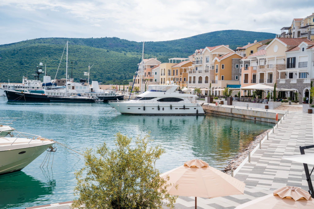 Bahía Chedi Lustica Montenegro | GUAU