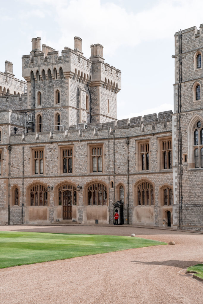 Day Trip to Windsor Castle | WORLD OF WANDERLUST