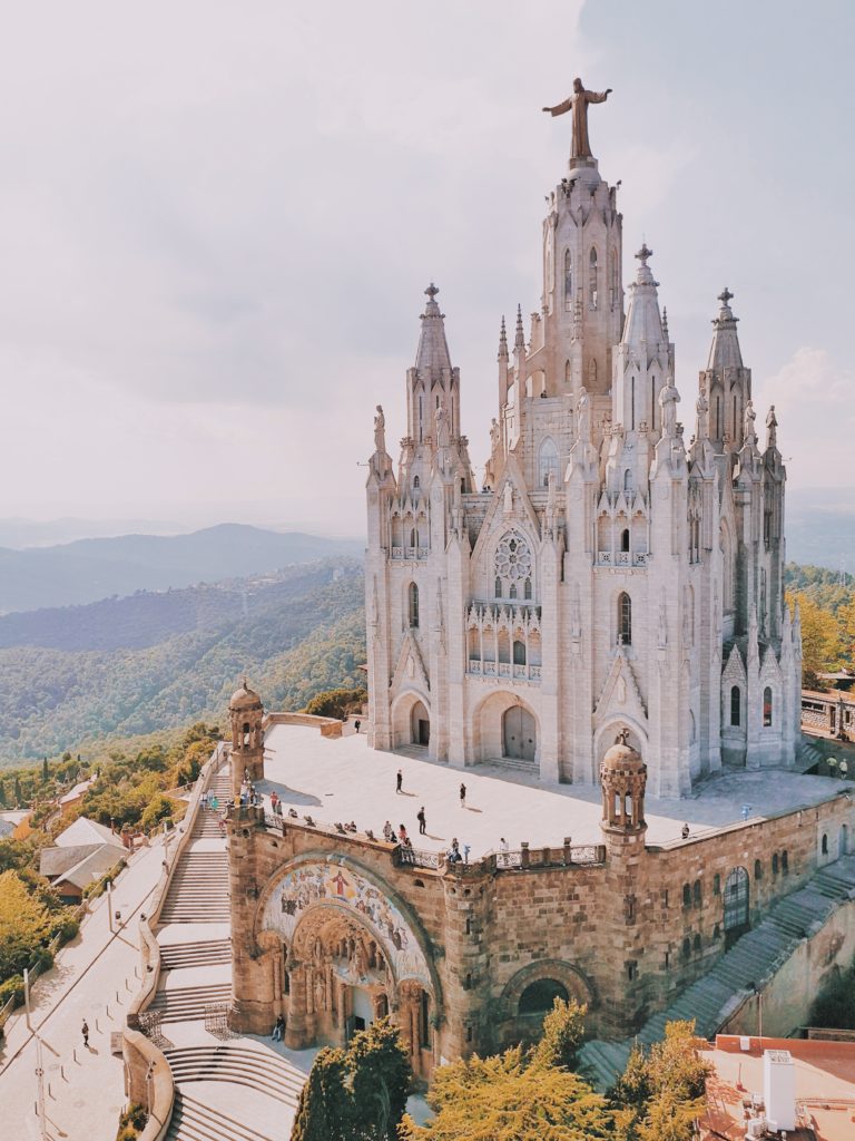 Barcelona Spain | WORLD OF WANDERLUST