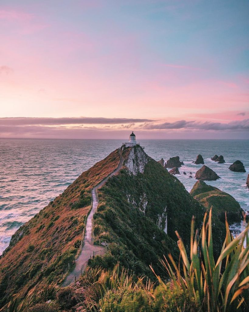 Phare de Nugget Point par Brooke Saward