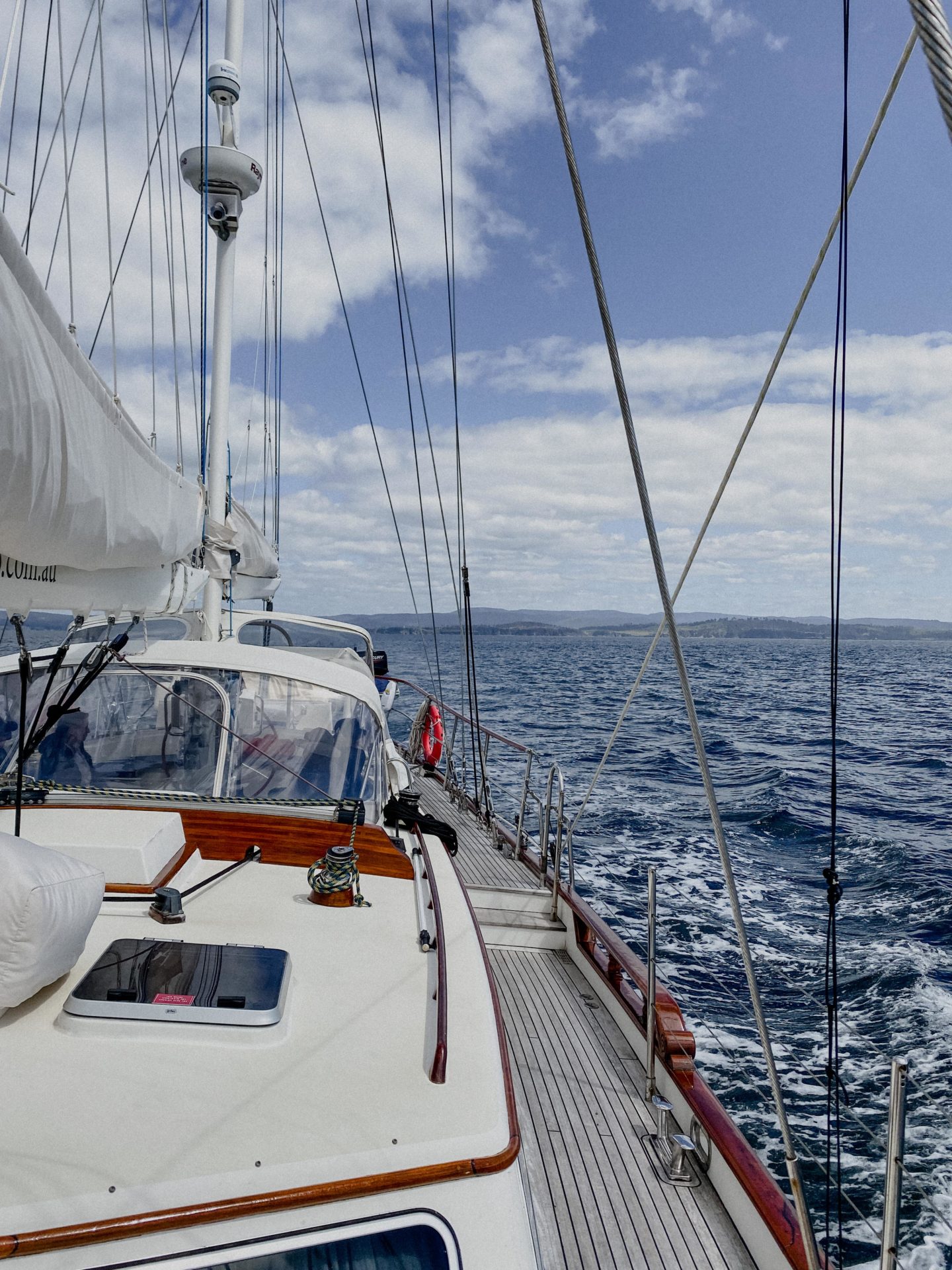 Wineglass Bay Sail Walk Review | World of Wanderlust