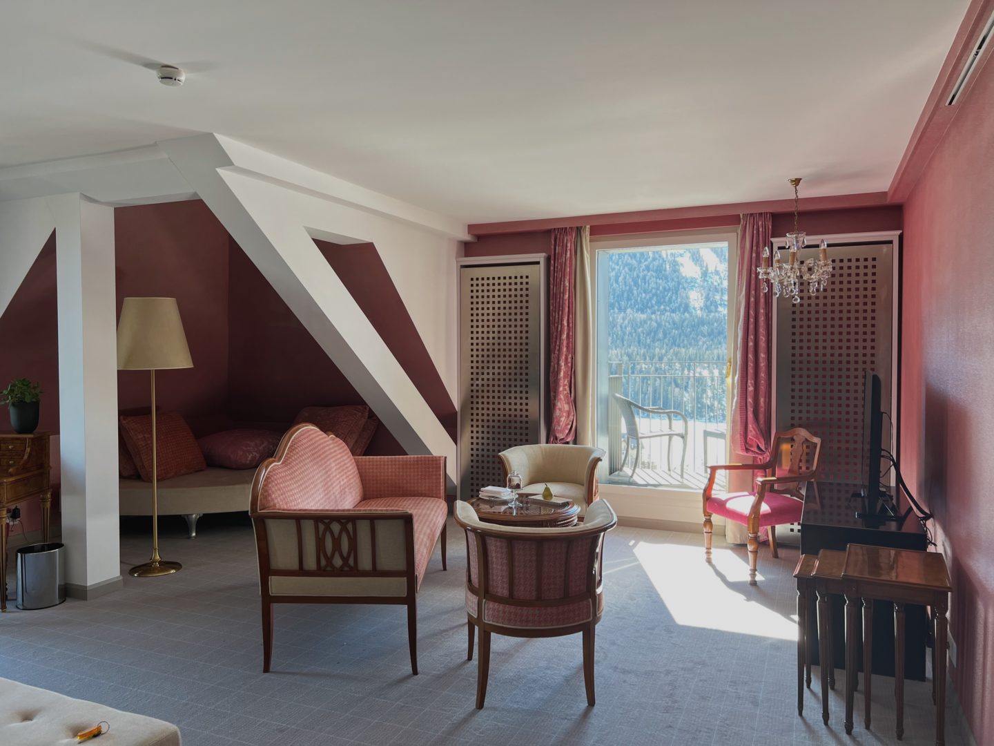 Hotel Carlton St. Moritz |  Mundo de la pasión por los viajes