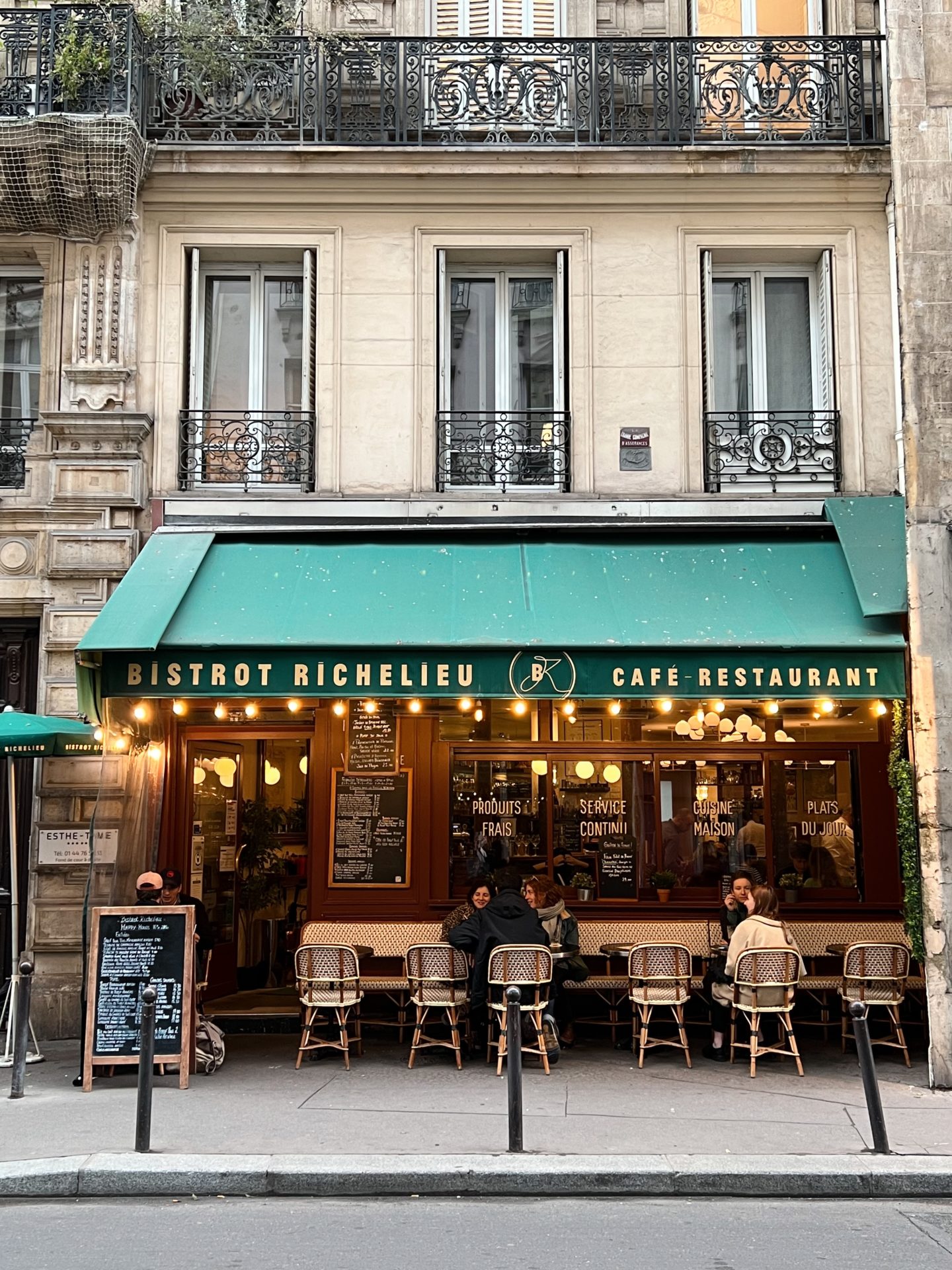 Paris France | WORLD OF WANDERLUST